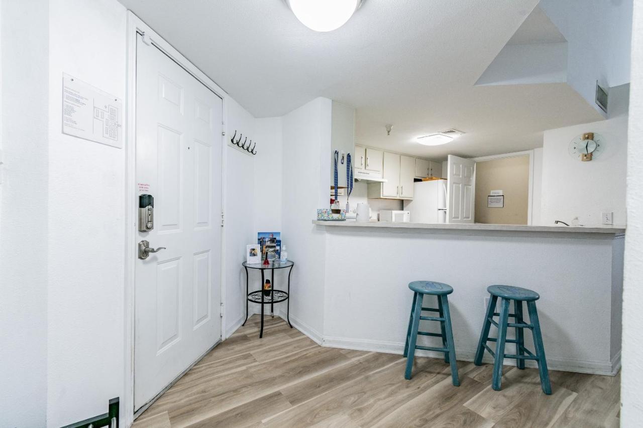 Apartment O Beautiful Minutes From Gorgeous Beaches O *