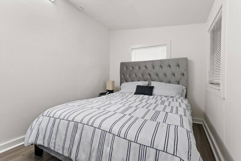 Apartment Cozy 3br In Downtown Location