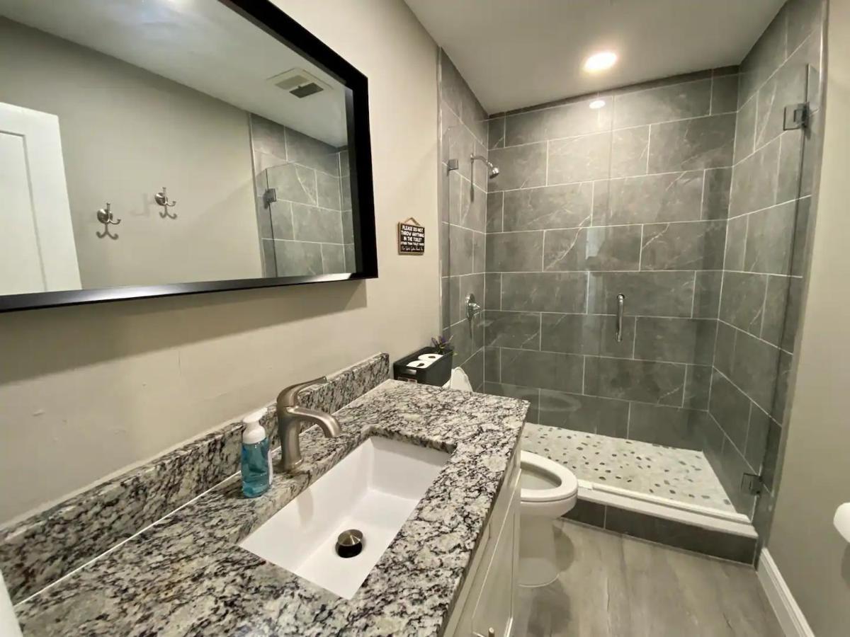Spacious 5 Bedrooms 3 Bathrooms Family-friendly With Heated Salt Pool Holiday home