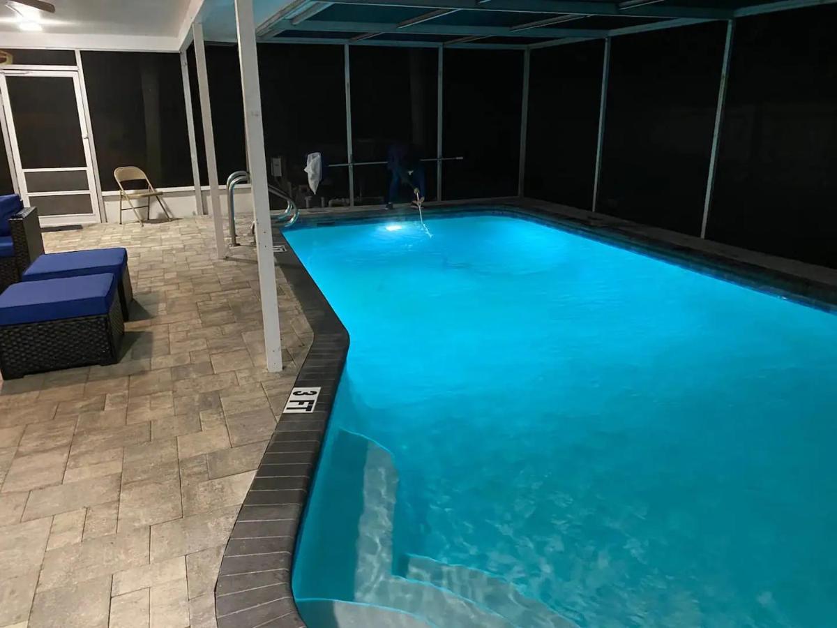 Spacious 5 Bedrooms 3 Bathrooms Family-friendly With Heated Salt Pool *