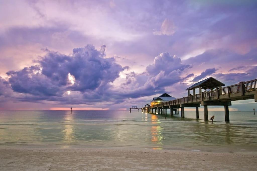Holiday home Charming 2-beds With Private Backyard Clearwater