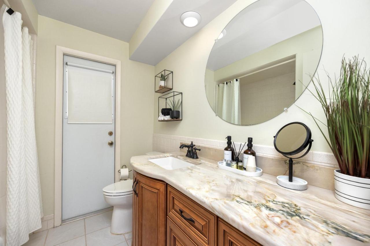 - Gorgeous With Heated Pool Clearwater