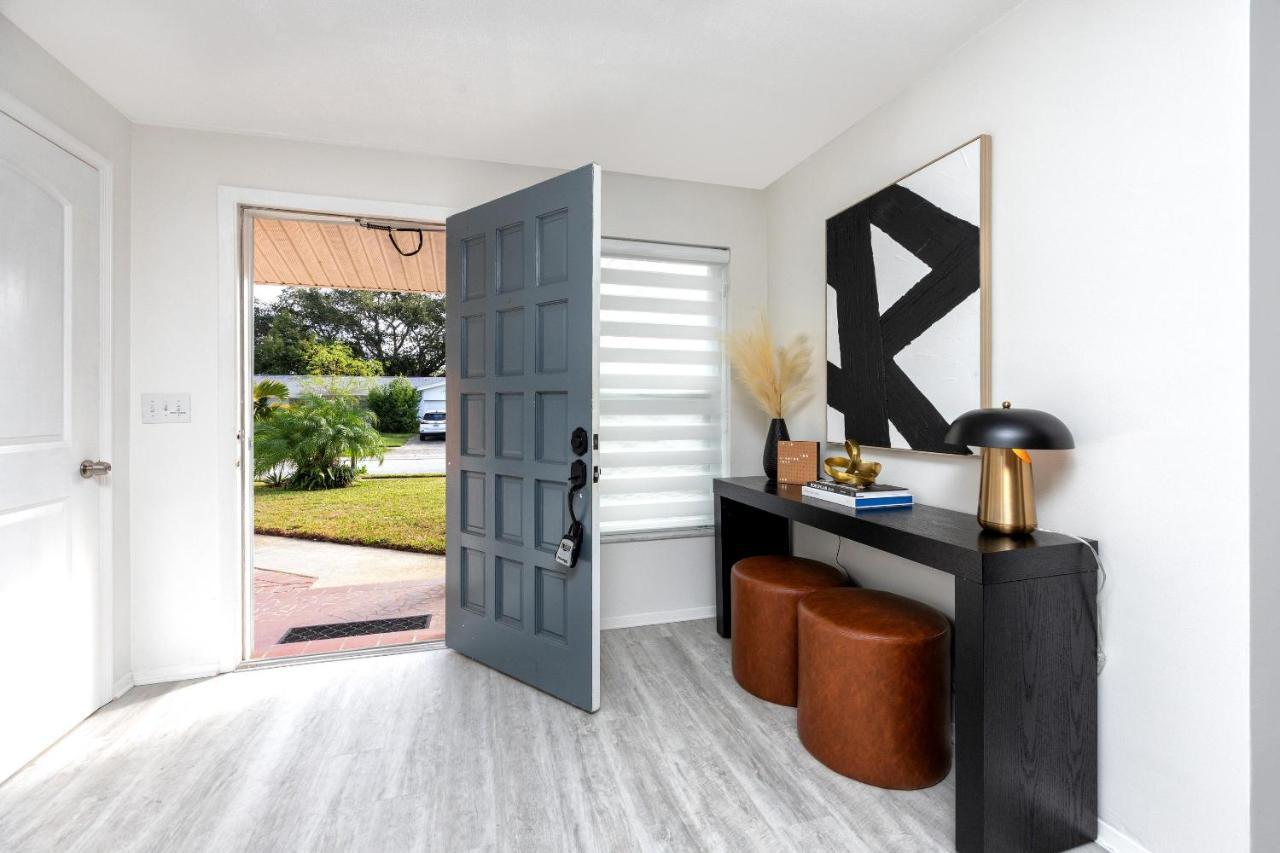 - Gorgeous With Heated Pool *