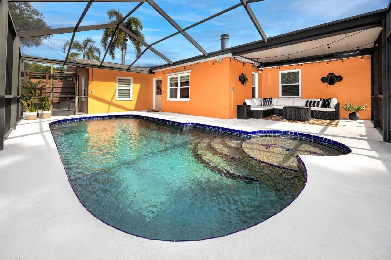 Holiday home - Gorgeous With Heated Pool Clearwater