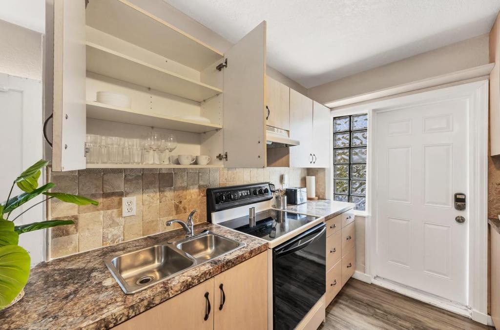 Refurbished Studio With Pool And Parking