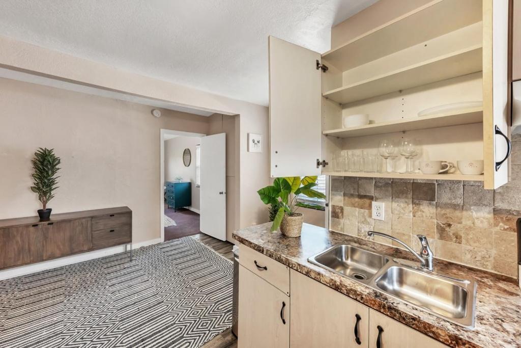 Apartment Refurbished Studio With Pool And Parking *