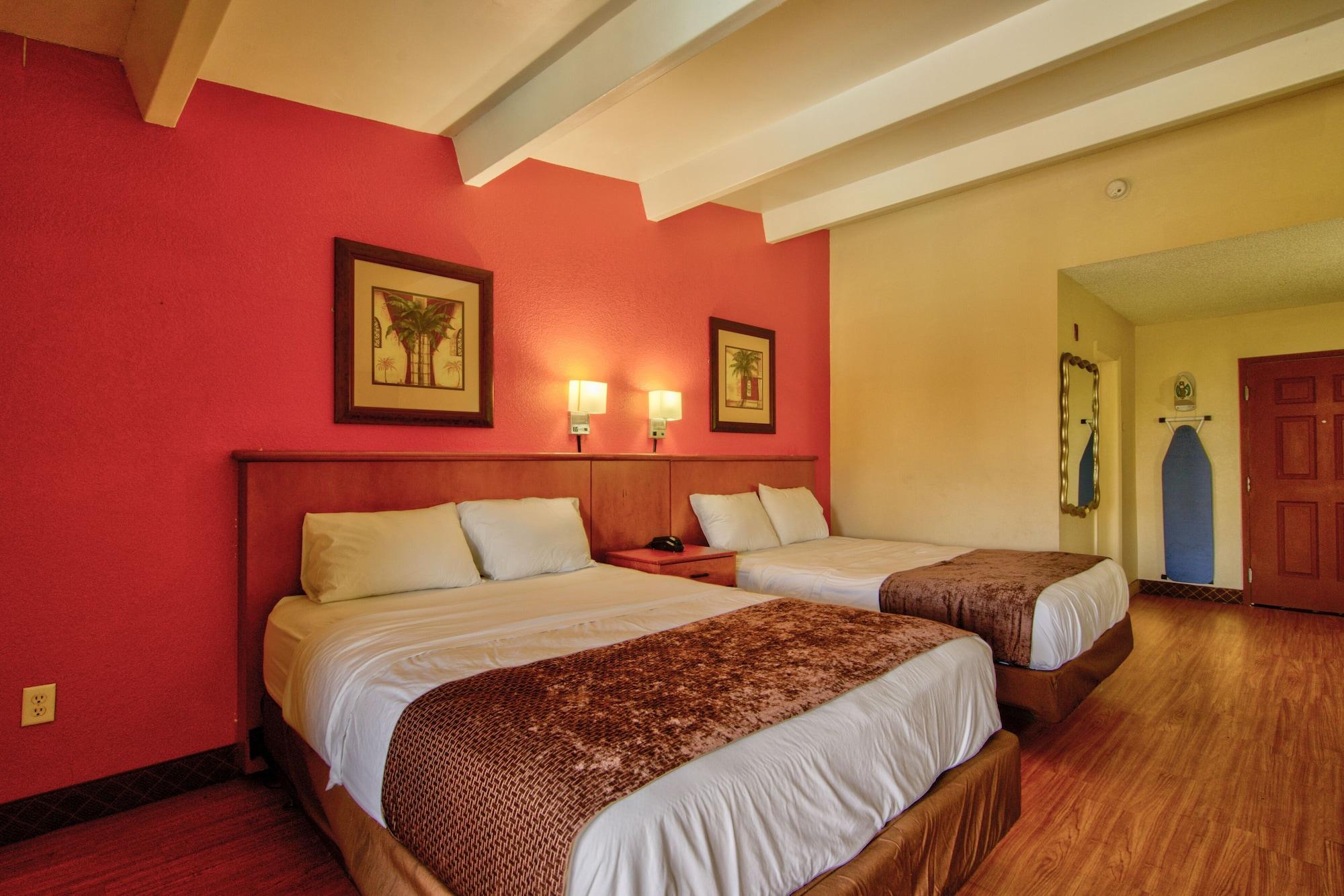 Clearwater Hotel *