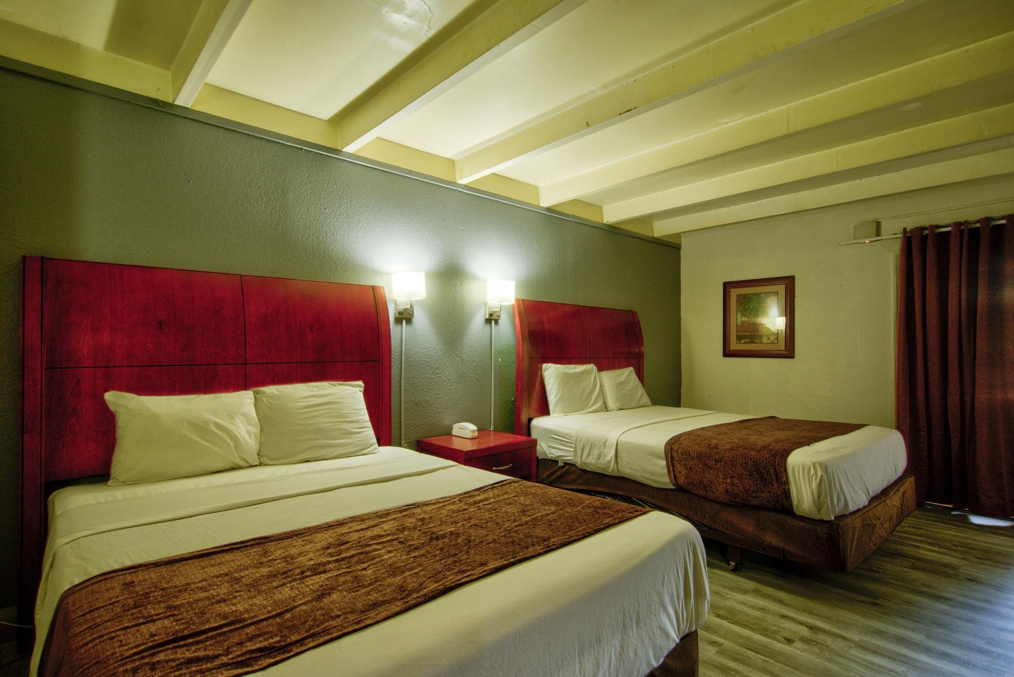 Clearwater Hotel * Clearwater