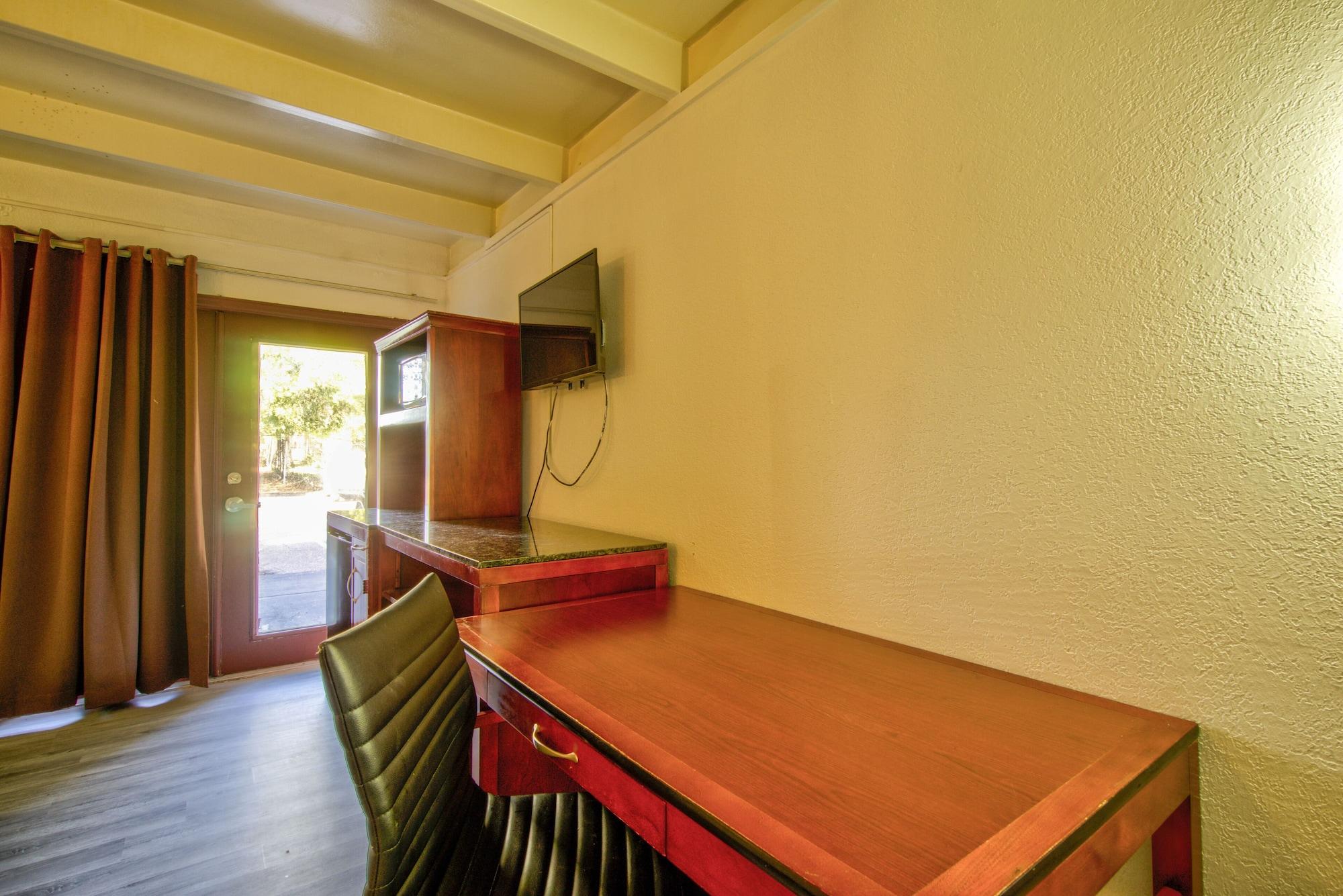 Motel Clearwater Hotel *