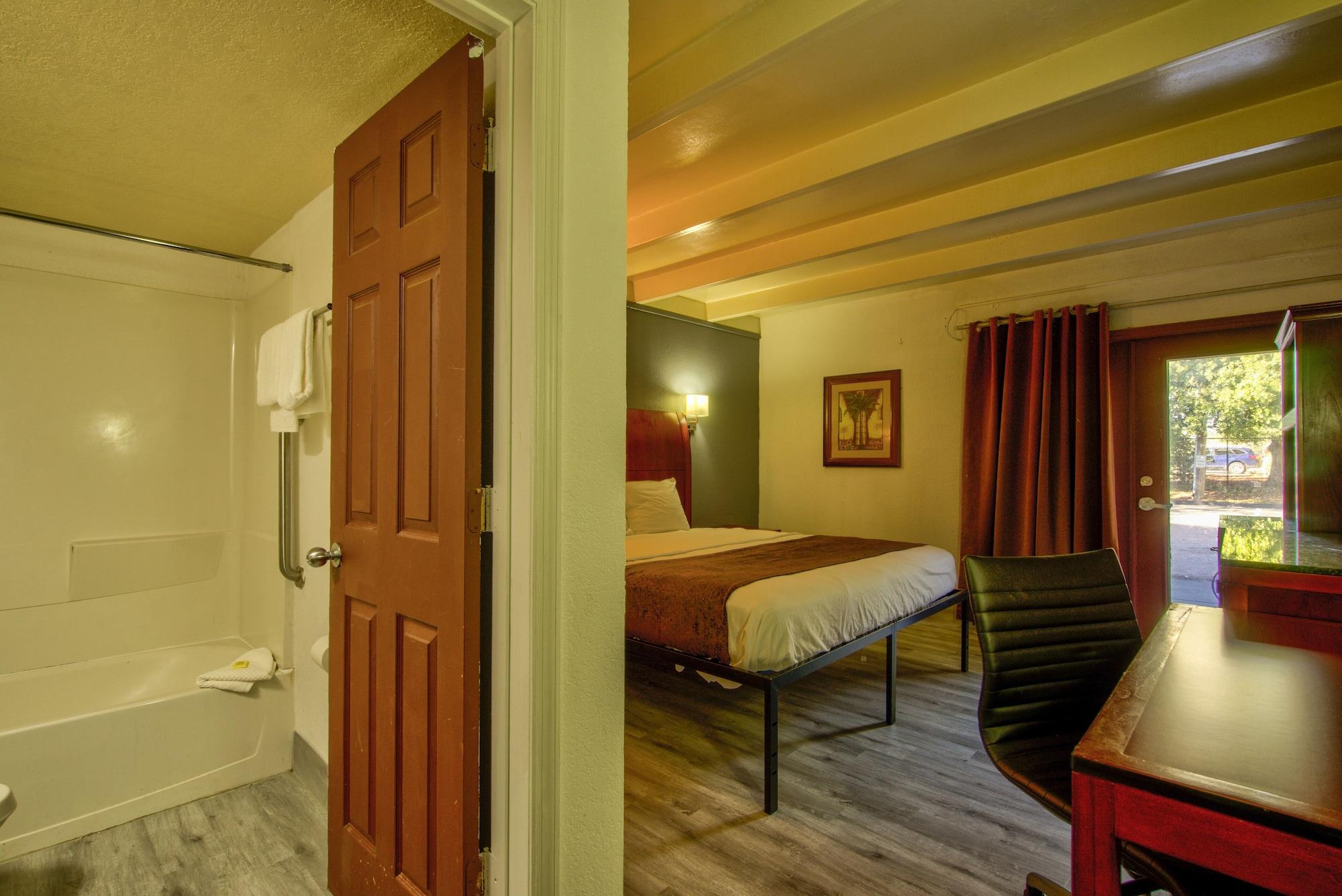 Clearwater Hotel * Clearwater