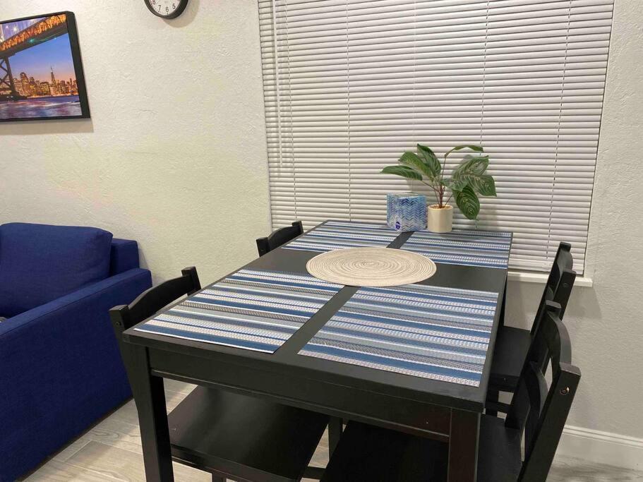 Apartment Lovely 2-bedrooms Clearwater