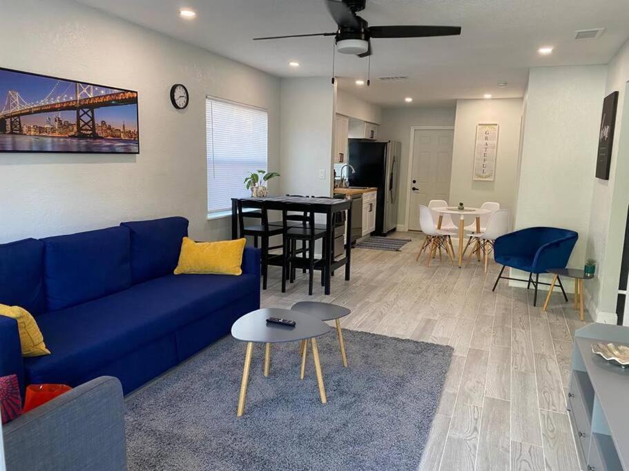 Lovely 2-bedrooms * Clearwater