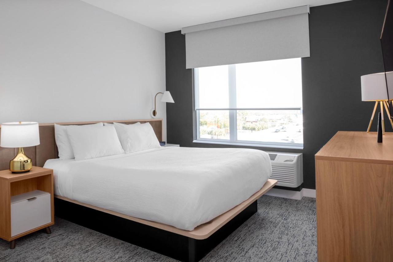 Towneplace By Marriott Tampa Hotel