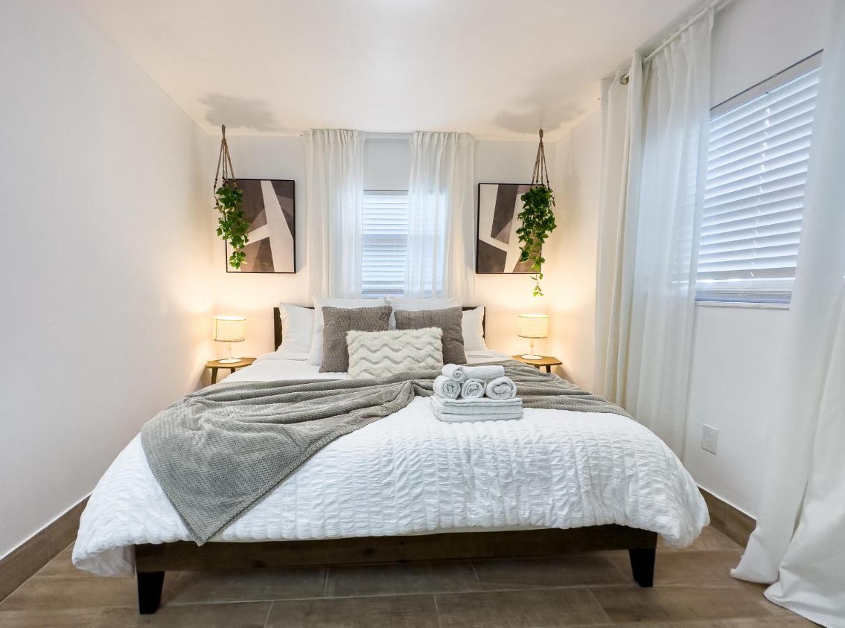 1k Bed With Shared Pool 512 Apartment