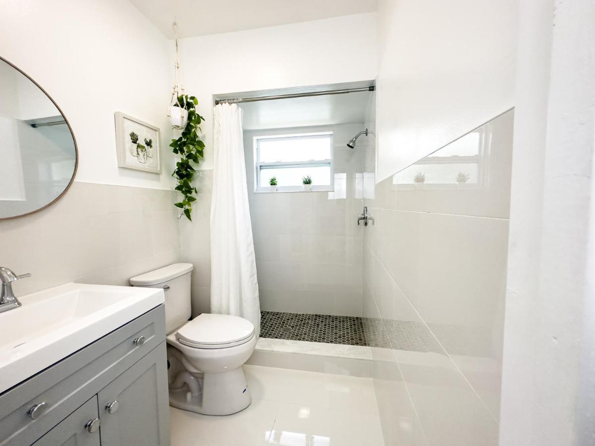 Apartment 1k Bed With Shared Pool 512 *