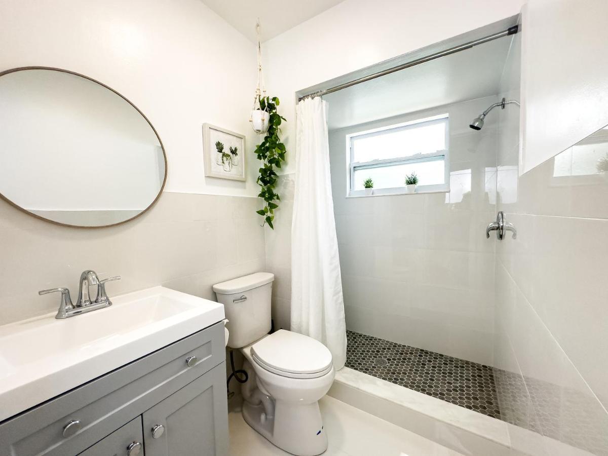 1k Bed With Shared Pool 512 Apartment *