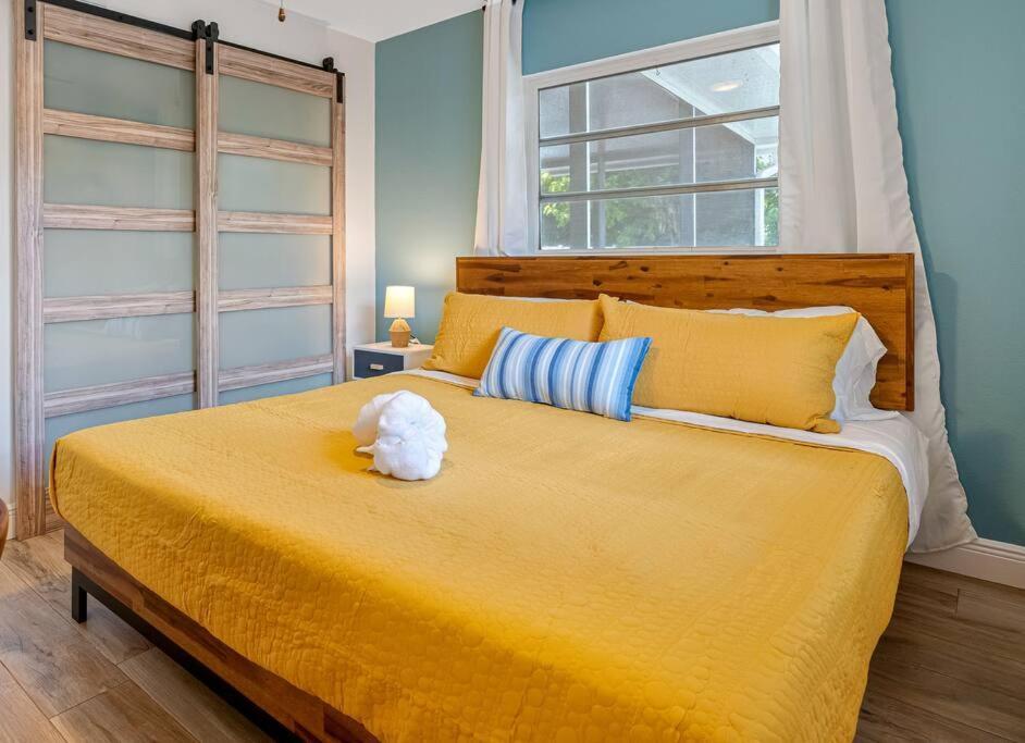 Heated Pool & Jetted -- Mins To Villa Clearwater