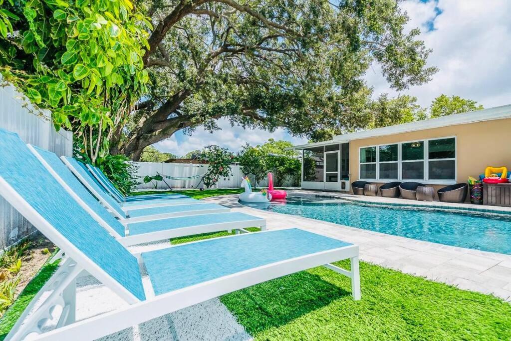 Heated Pool & Jetted -- Mins To Clearwater