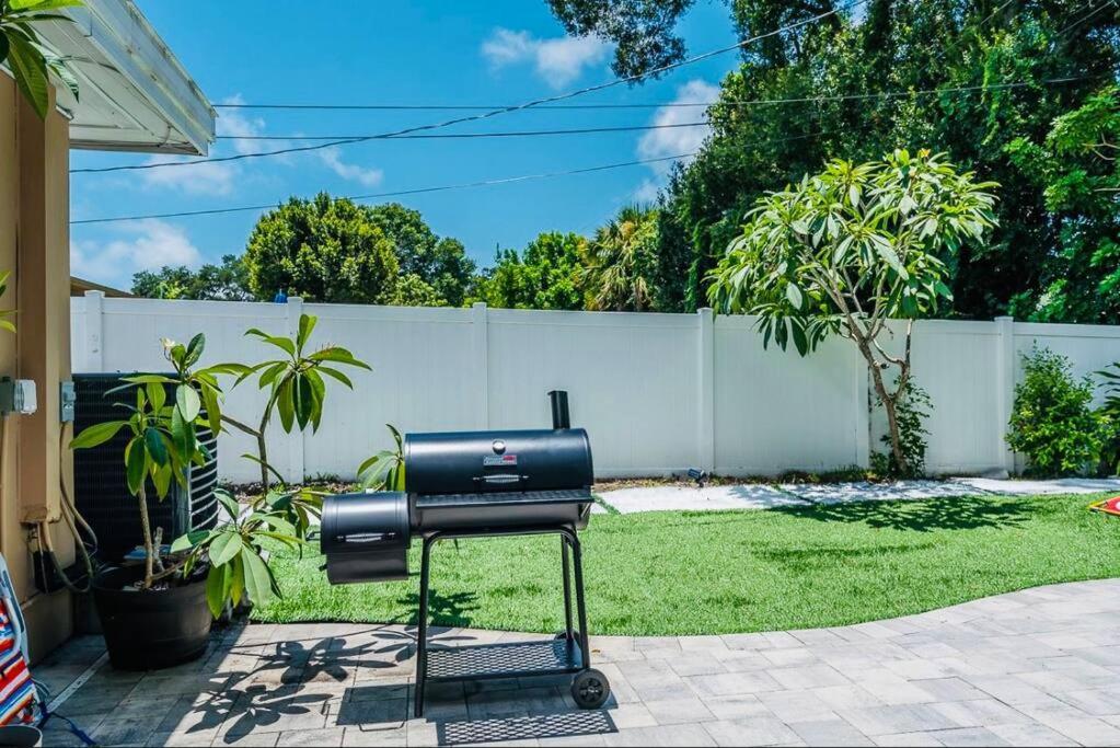 Villa Heated Pool & Jetted -- Mins To Clearwater