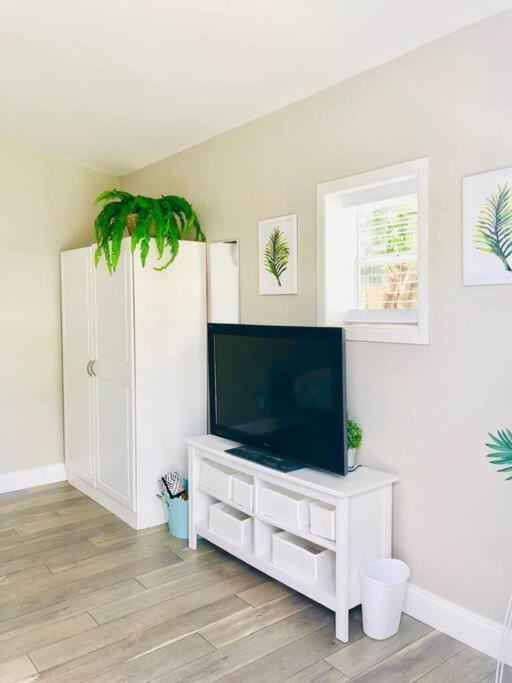 Holiday home Paradise Hideaway Entire Guest Near *