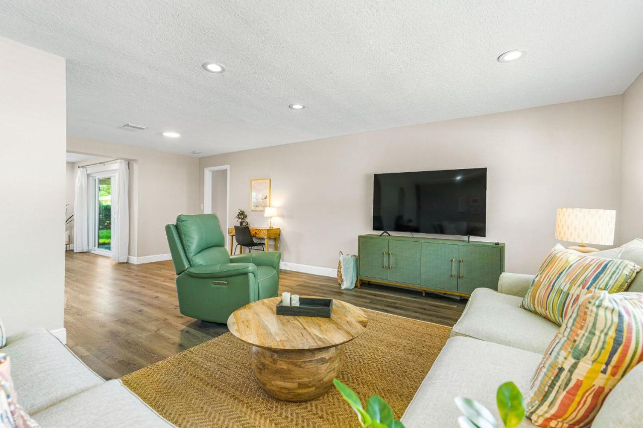 Heated Pool Hot Tub & Dunedin Pet Friendly *
