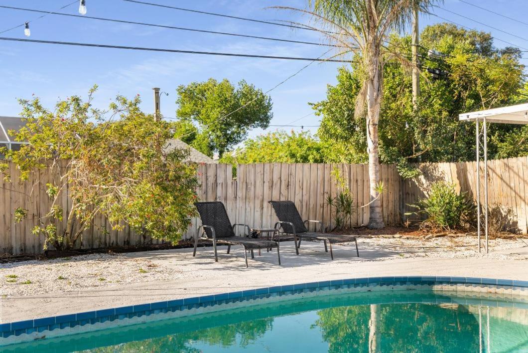 Holiday home Free Heated Pool 6 Mi To