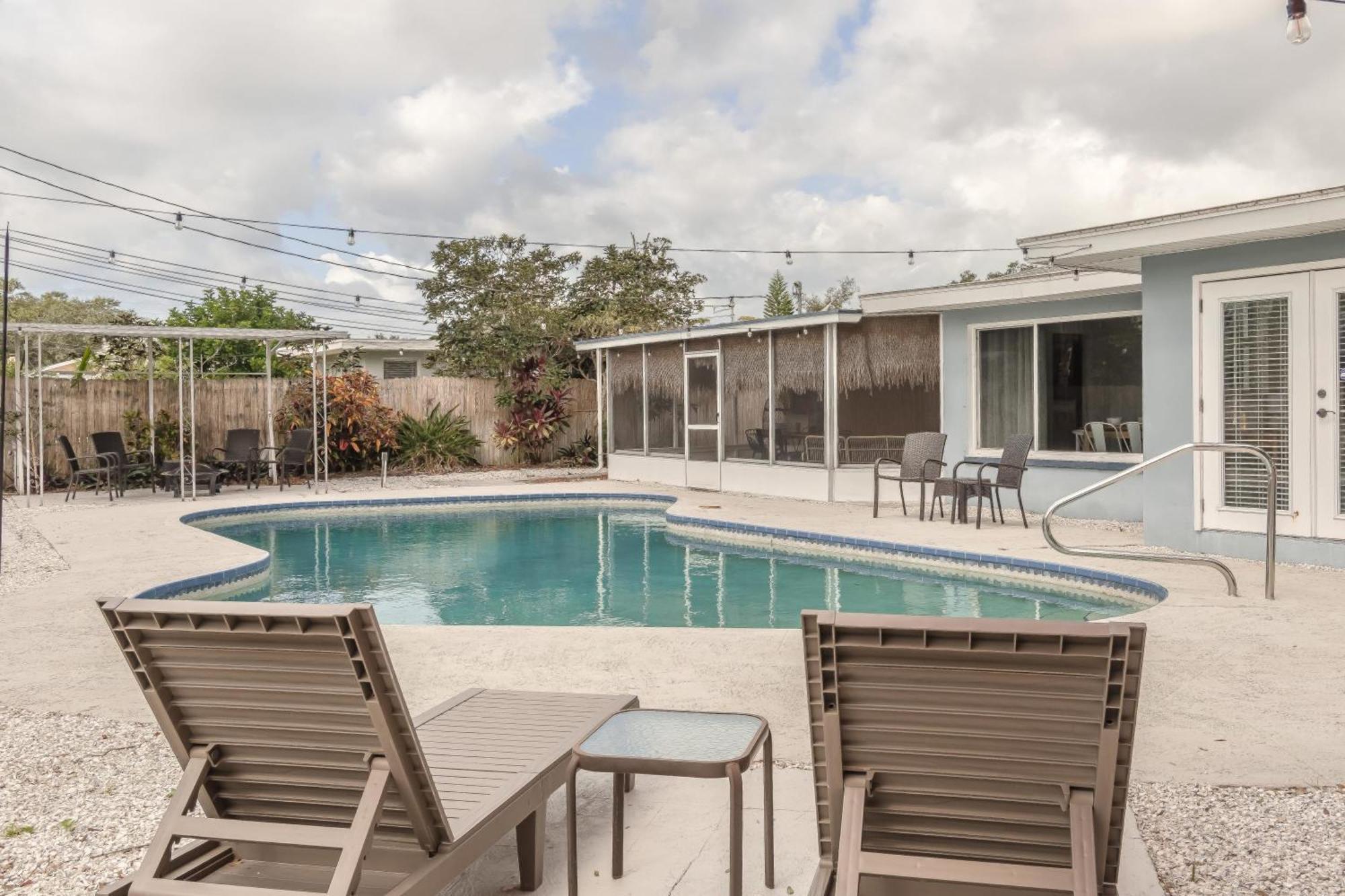 Free Heated Pool 6 Mi To Holiday home Clearwater