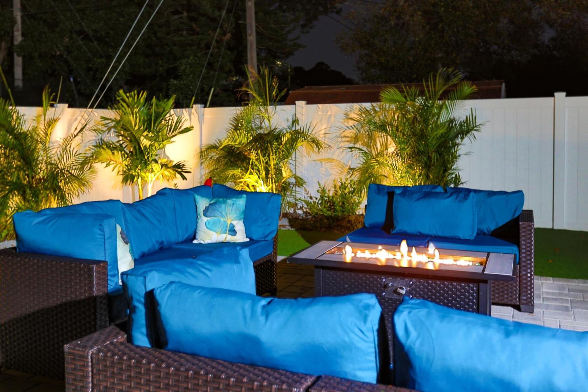 Magnolia • • Bbq • Sunroom Clearwater