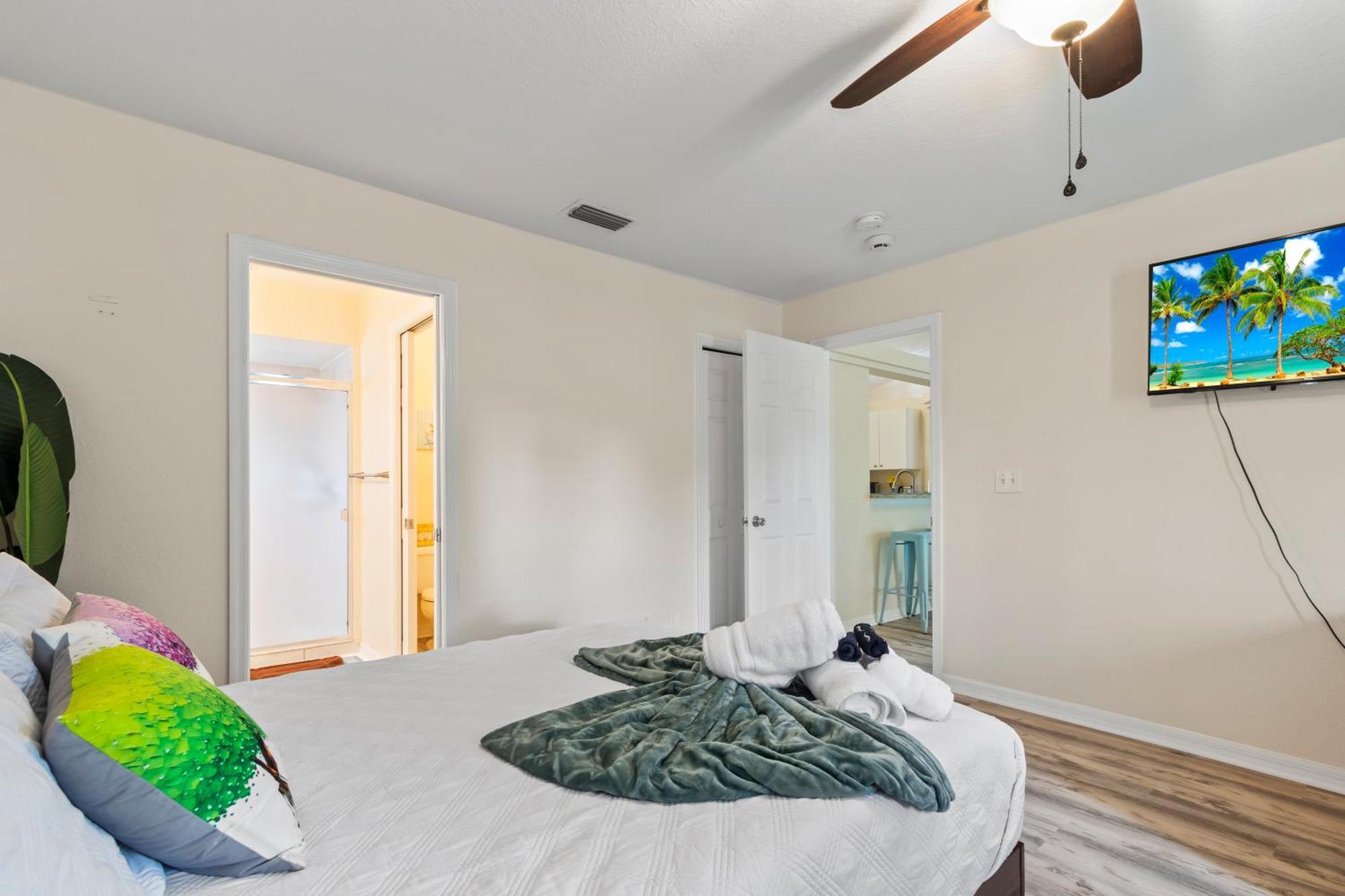 Saltylux16 Heated Saltwater Pool, Near Beach, Honeymoon Island, Farmer Market Holiday home