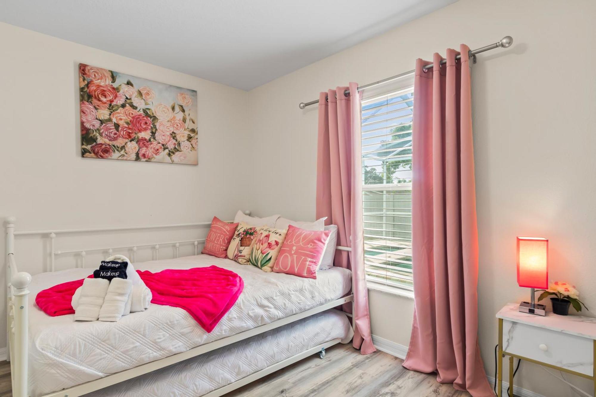 Saltylux16 Heated Saltwater Pool, Near Beach, Honeymoon Island, Farmer Market Holiday home
