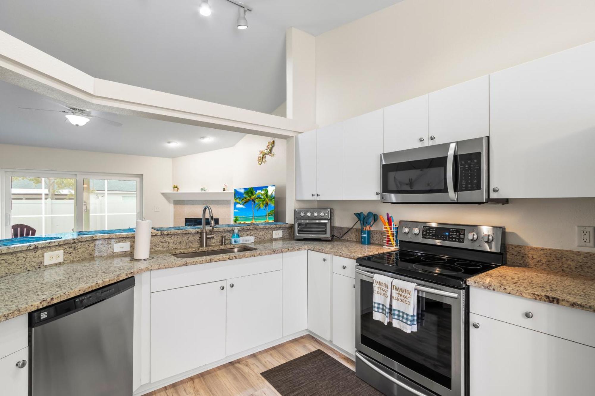 Holiday home Saltylux16 Heated Saltwater Pool, Near Beach, Honeymoon Island, Farmer Market