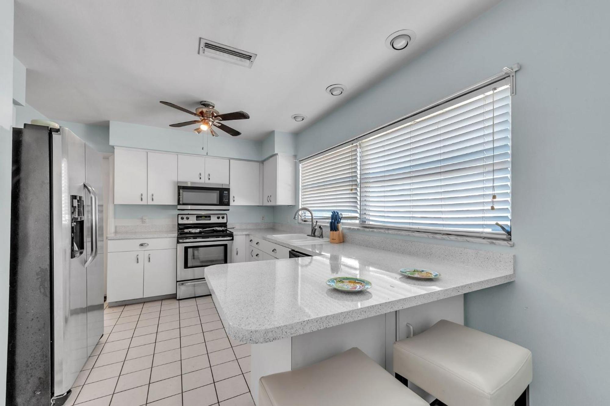 Sunny Retreat In Clearwater