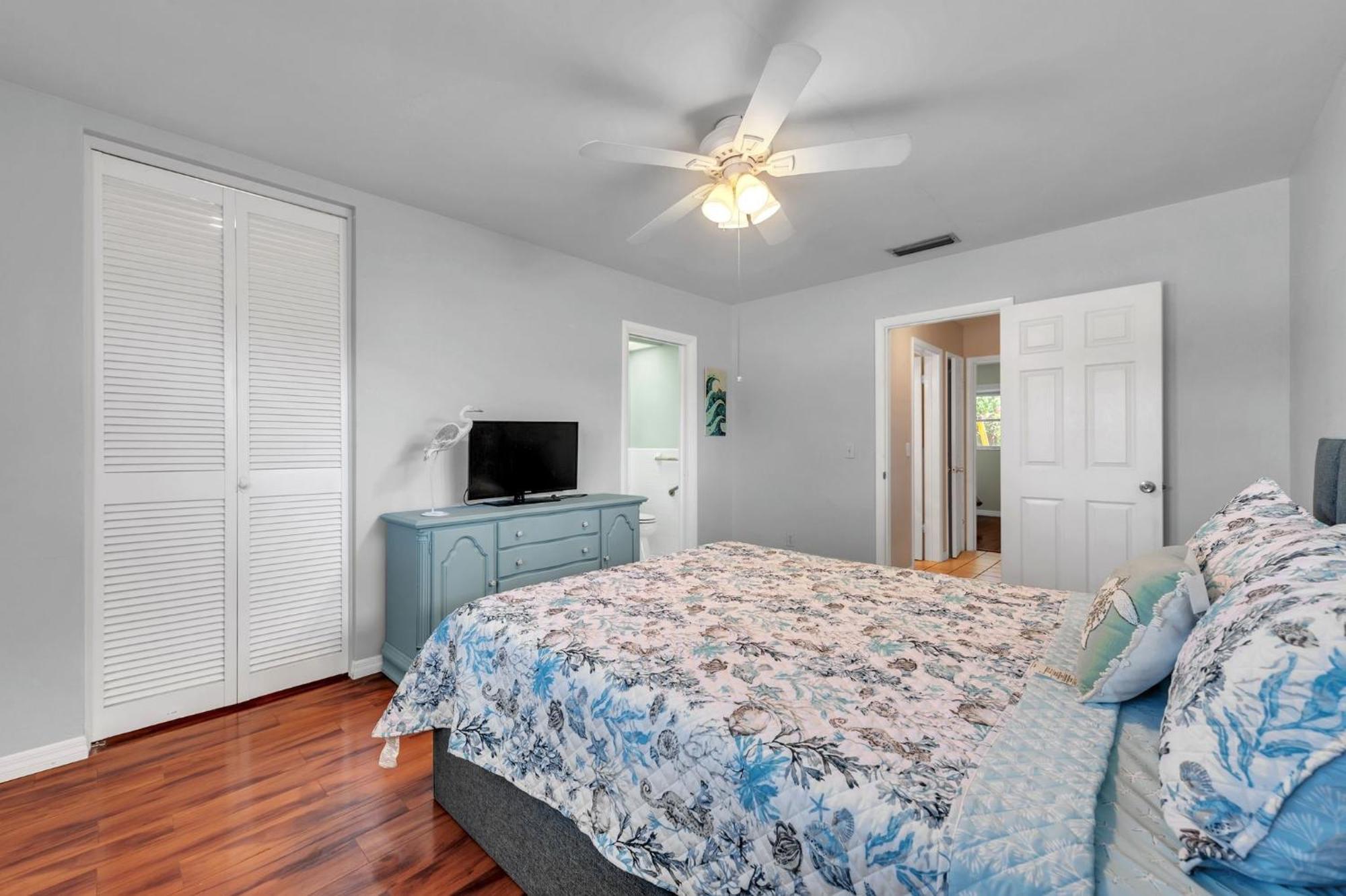 Sunny Retreat In *
