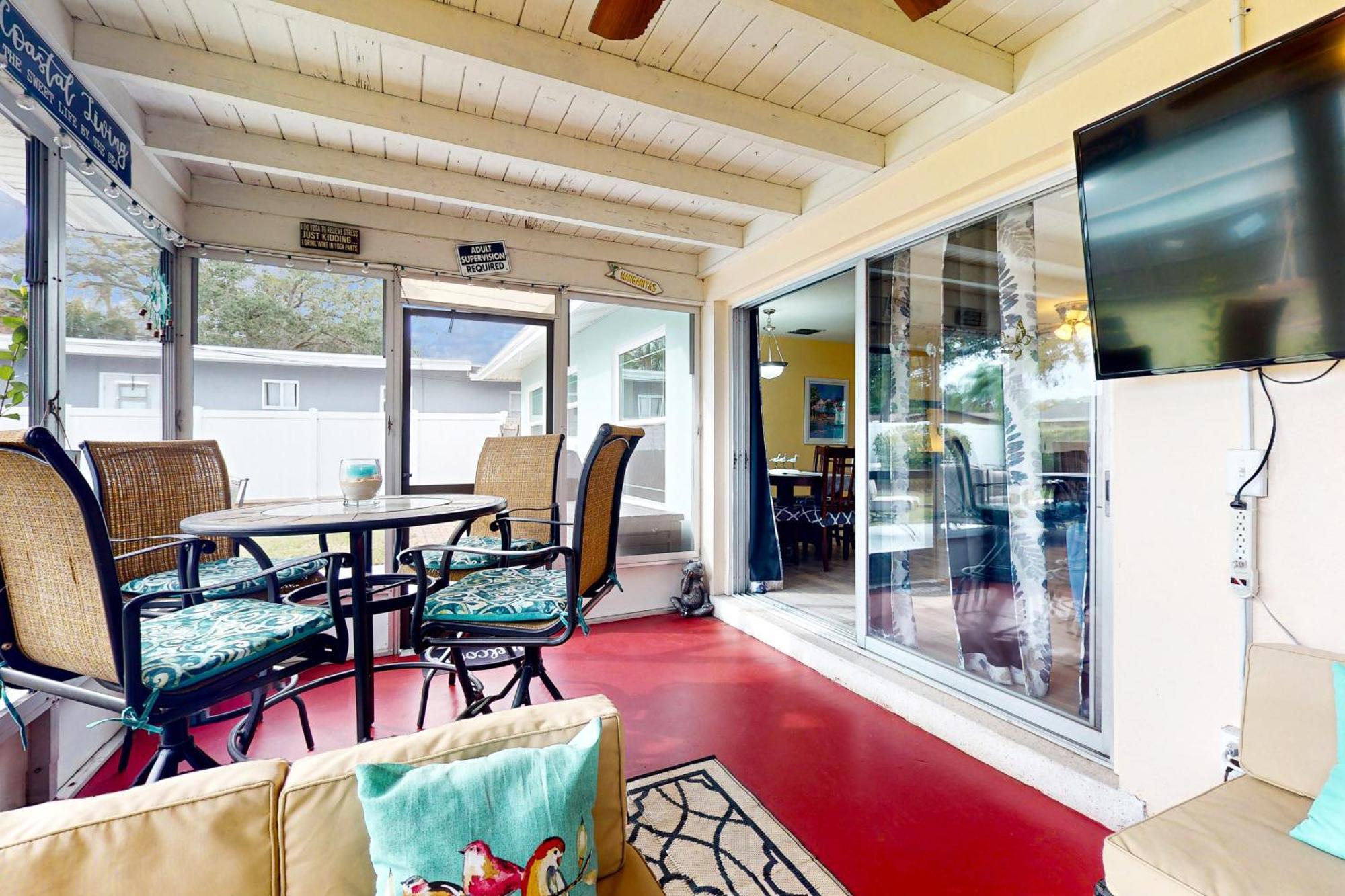 Relax In Retro Holiday home Clearwater