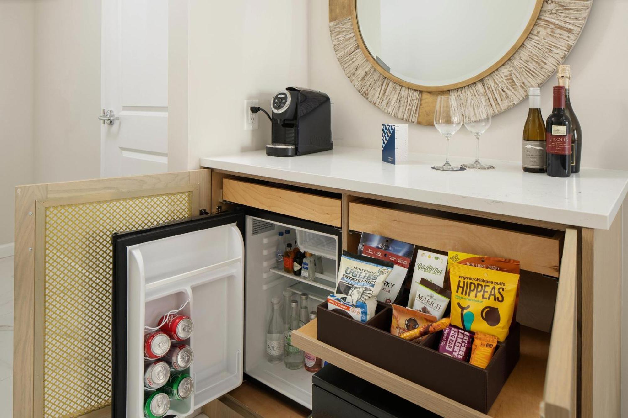 The Karol Hotel, St. Petersburg Clearwater, A Tribute Portfolio Hotel Clearwater