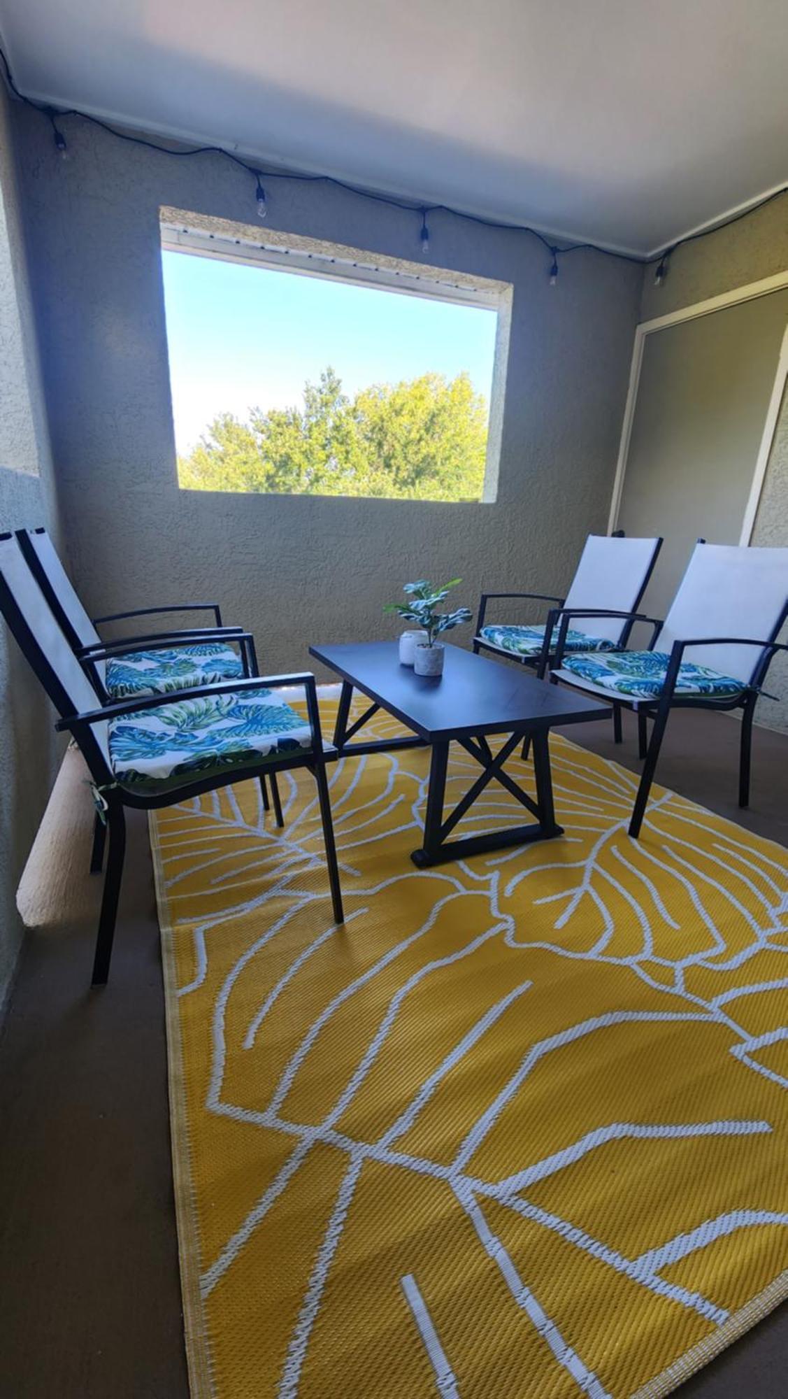 Dream Vacation Lovely Minutes From King Bed Heated Pool Gym *
