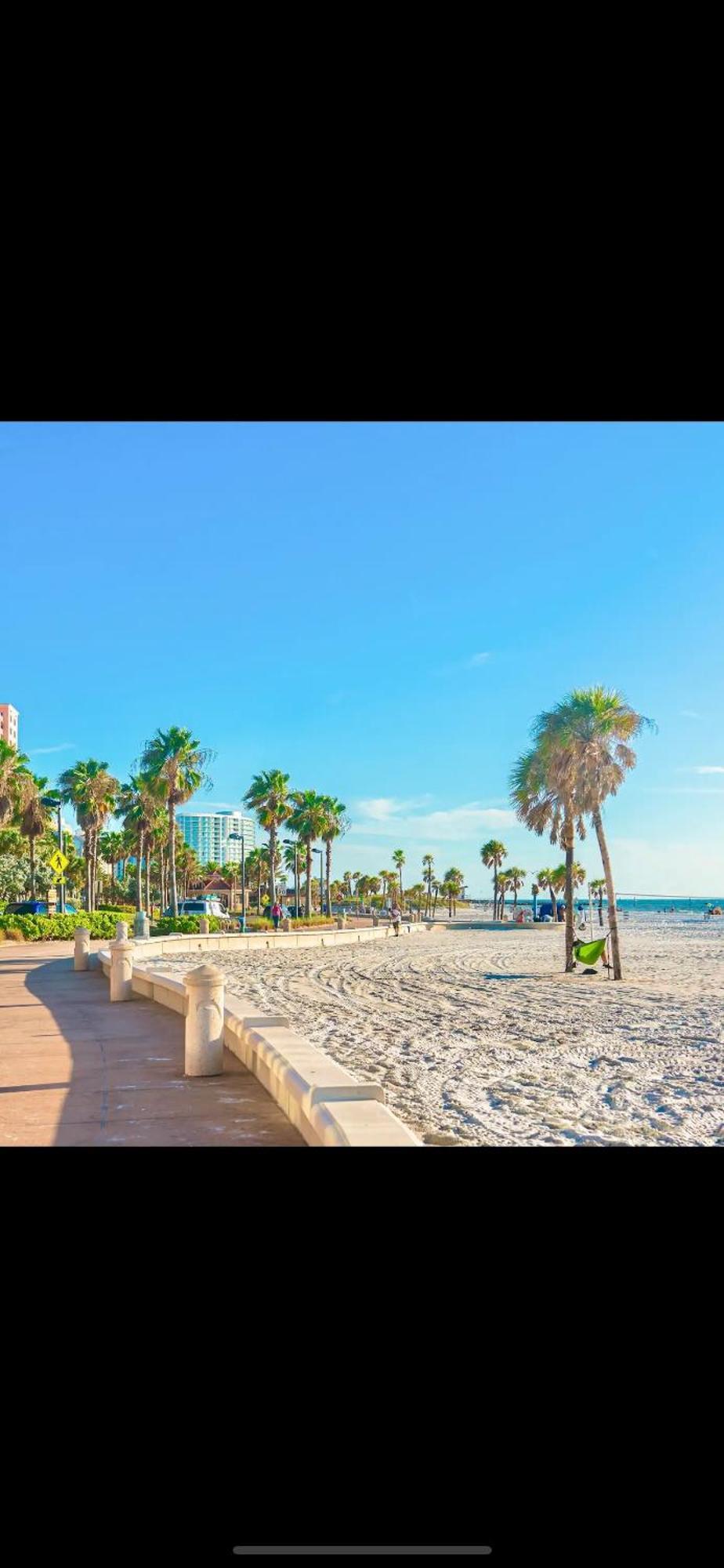 Apartment Dream Vacation Lovely Minutes From King Bed Heated Pool Gym