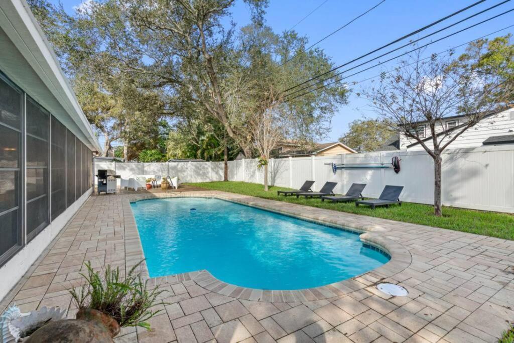 Cottage, Minutes From The Beach! Holiday home *