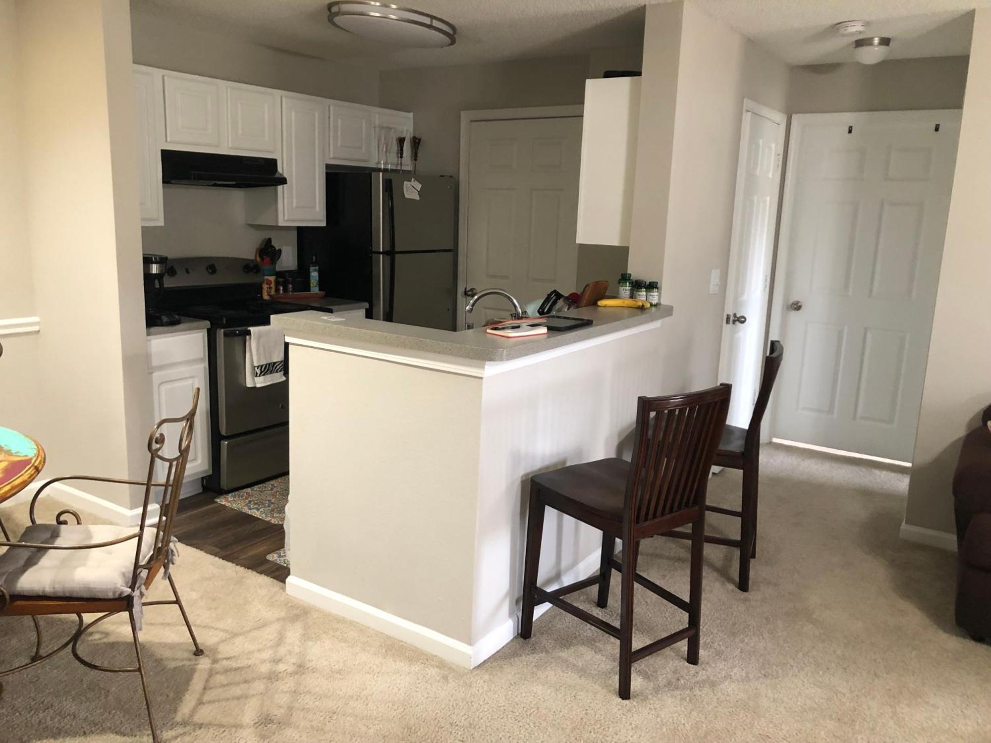 Snake House Apartment