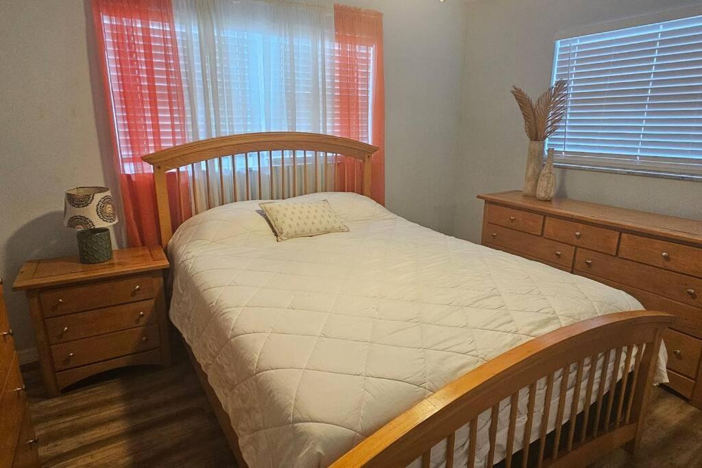 Apartment Cozy House Near The #1 Beaches In Fl! Clearwater