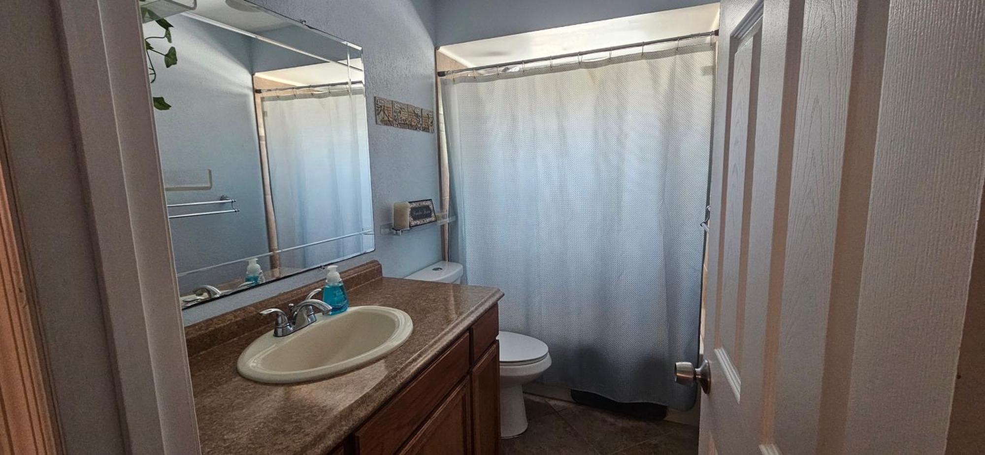 Apartment Cozy House Near The #1 Beaches In Fl! *