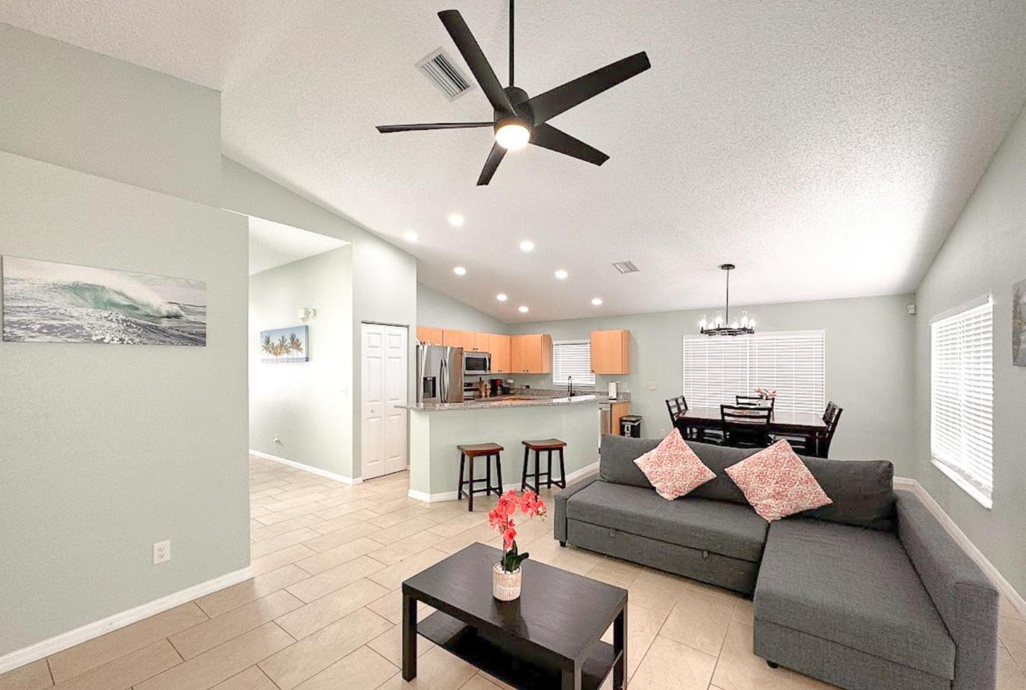 Holiday home Simple House 5 Beds 4 Baths Near Beach