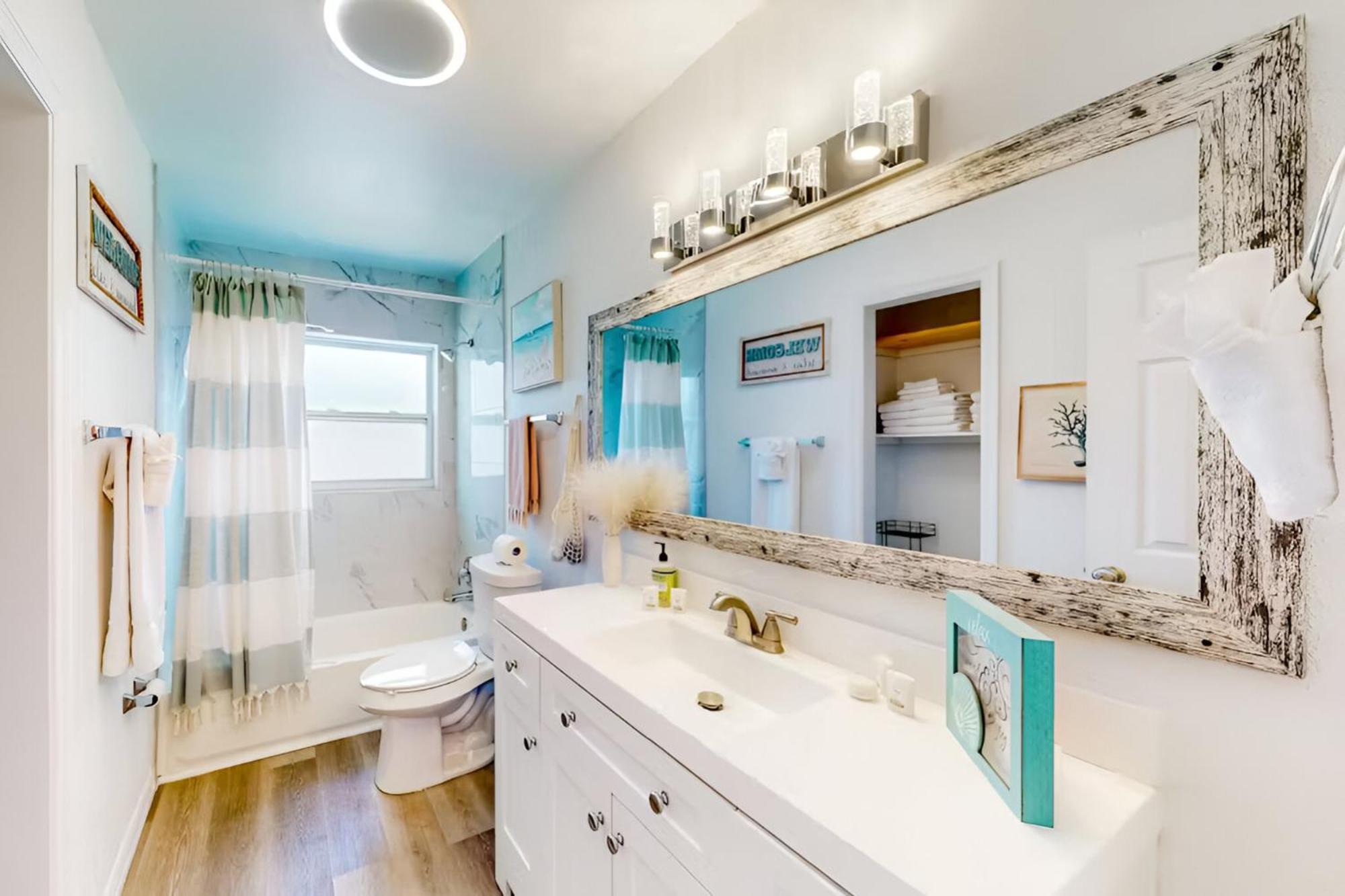Spacious Clearwater Vacation House Pet Friendly Fire Pit 14 Close To Beaches Baycare Ballpark And Ruth Eckerd Hall Holiday home