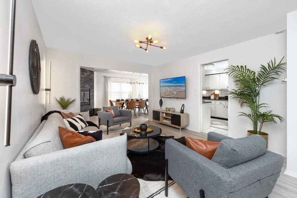 New! Cabana - Incredible With Private Heated Pool Clearwater