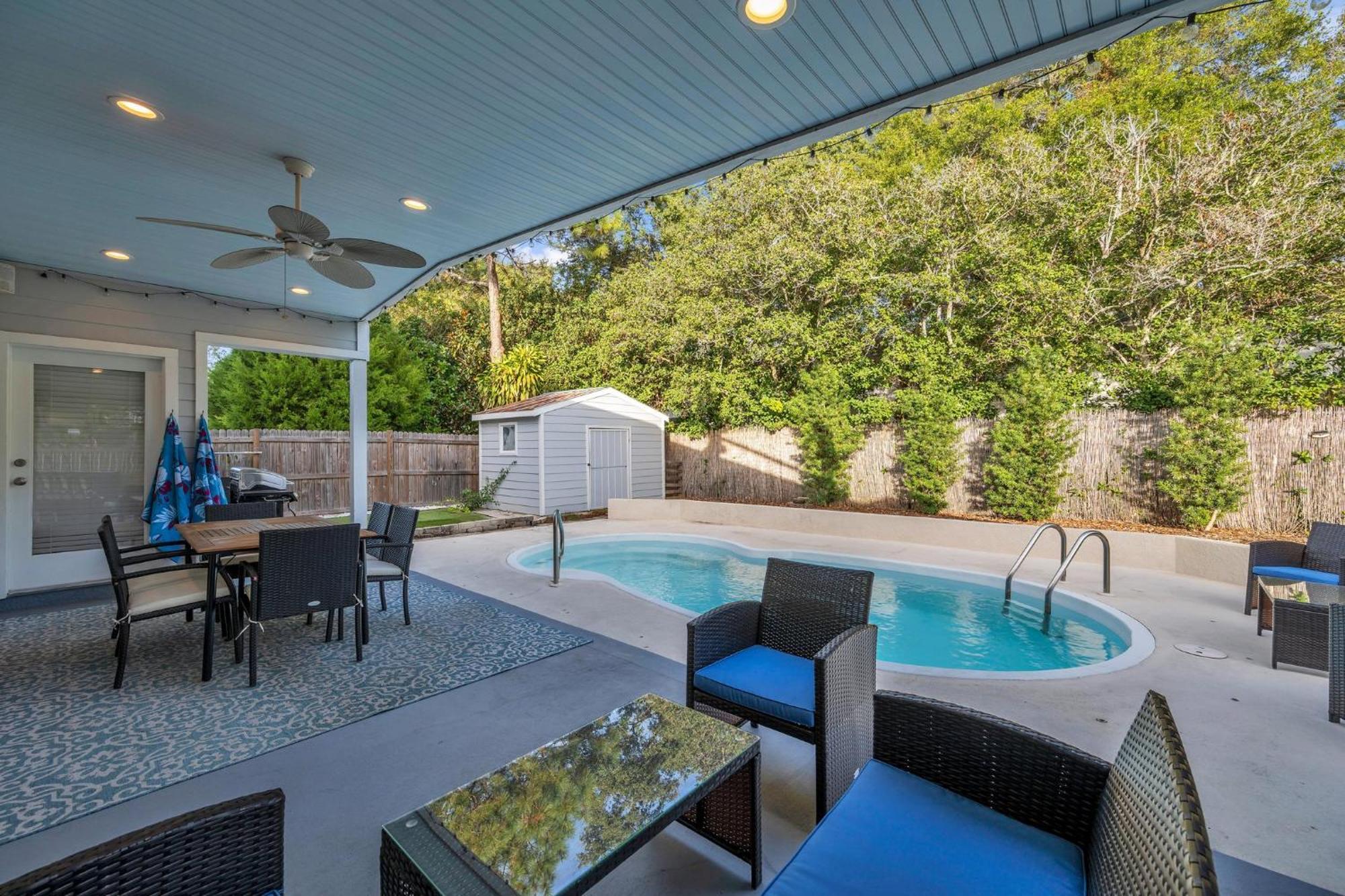 Heated Pool, Stylish - Grand Cypress Retreat Holiday home