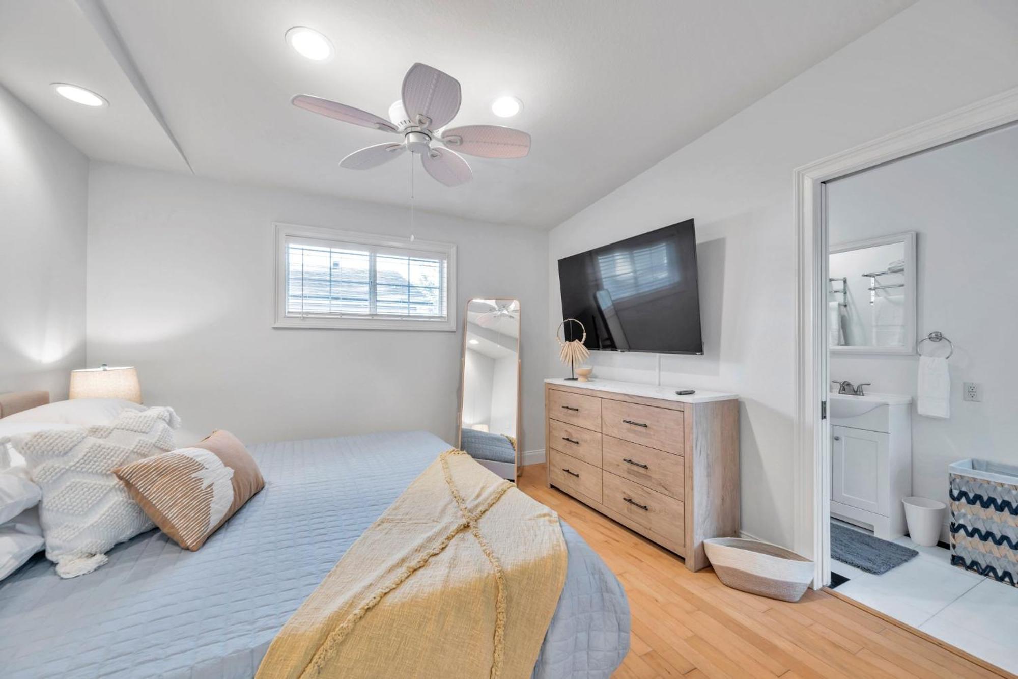 Heated Pool, Stylish - Grand Cypress Retreat Holiday home Clearwater