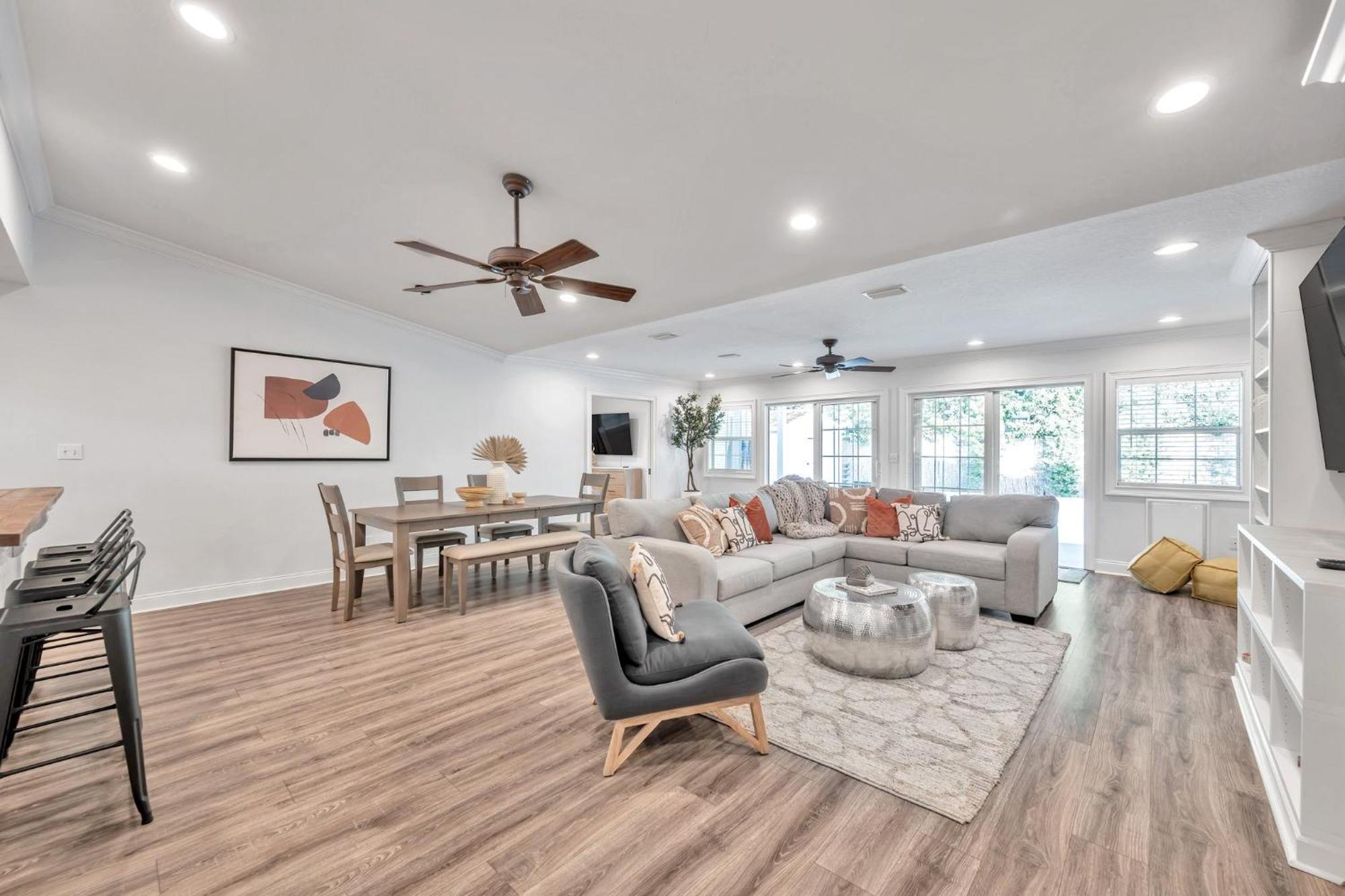 Heated Pool, Stylish - Grand Cypress Retreat *