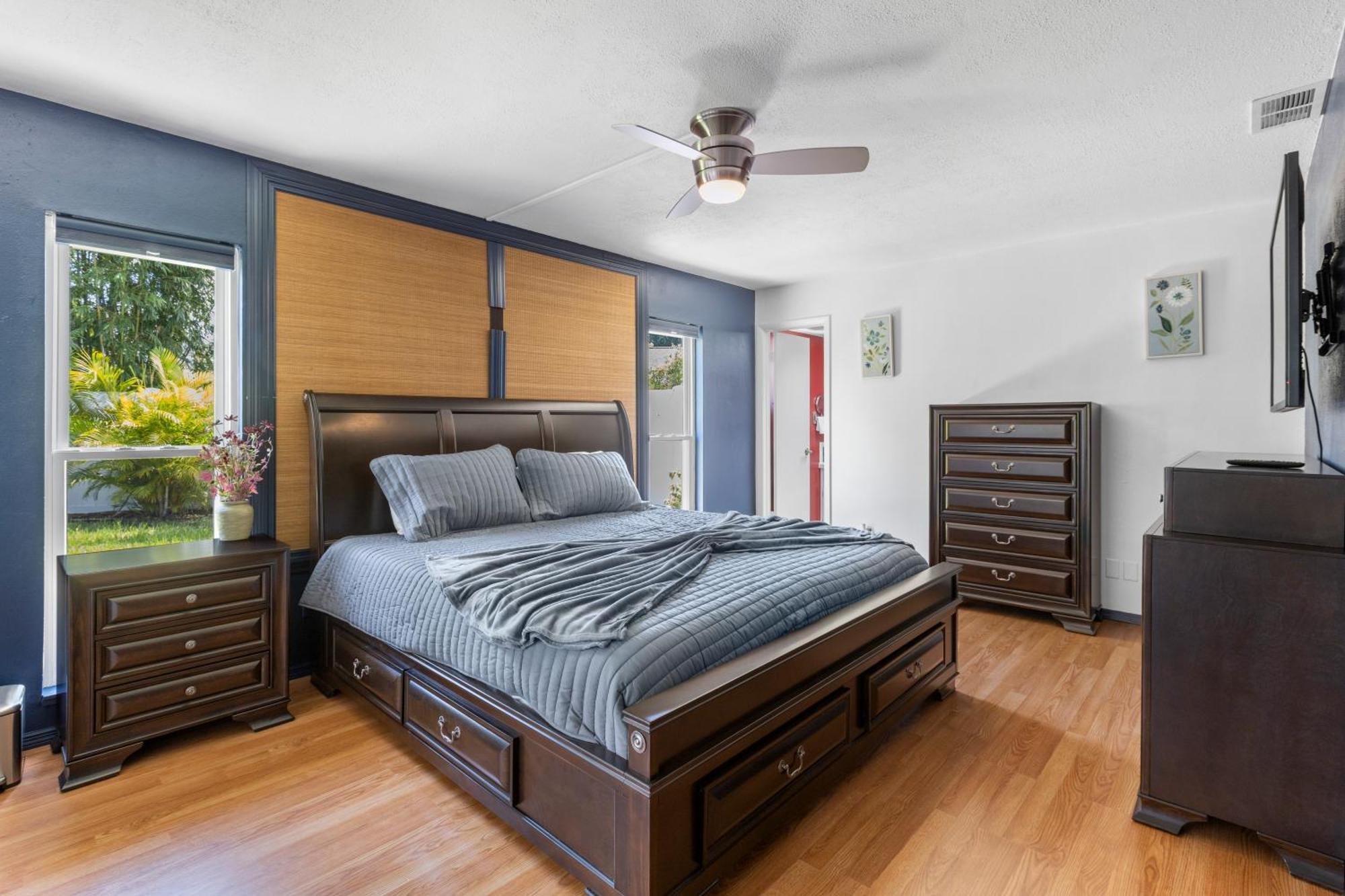 Relaxing Coastal Comfort - Heated Pool * Clearwater