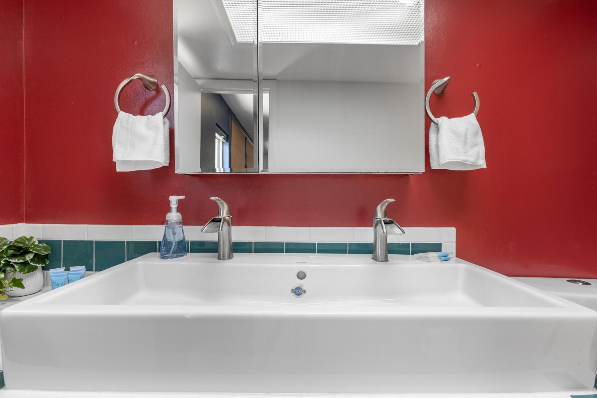 Relaxing Coastal Comfort - Heated Pool Holiday home Clearwater