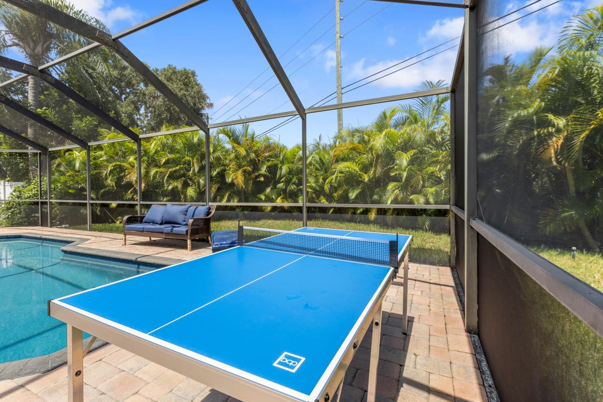 Relaxing Coastal Comfort - Heated Pool Holiday home *
